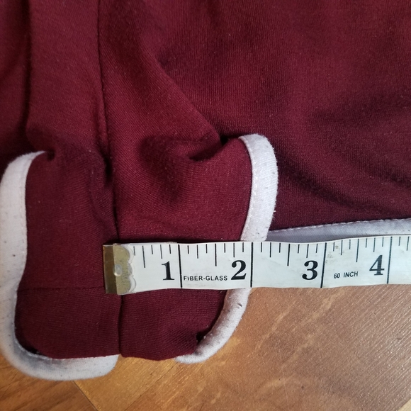 Women's Mossimo Supply Co. Pull-on Loose Casual Shorts Burgundy Size Medium - Picture 2 of 8